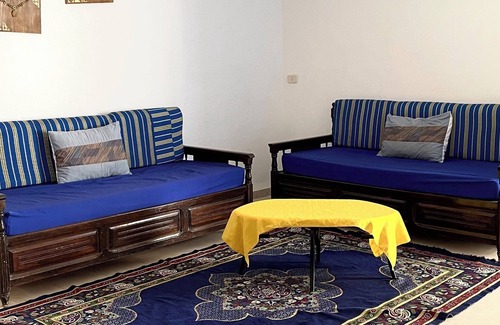 Fatou House | Charming 2-bedroom house in delightful Djerba Houmt Souk with AC