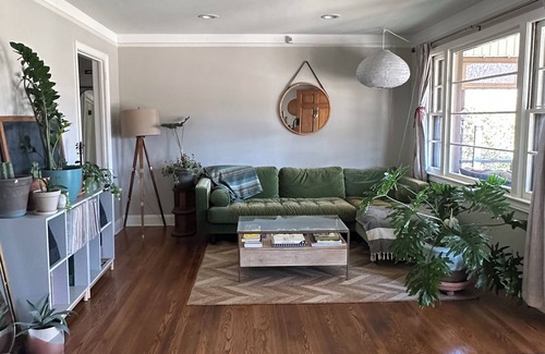 Parker House | Charming 2-bedroom house in Greenville with Screened Porch, Huge Backyard