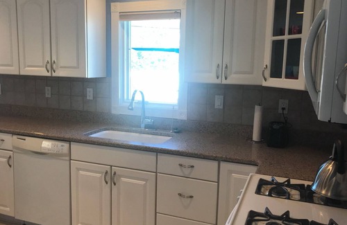 Point Pleasant - Toms River House | Charming 2-bedroom house in delightful Toms River with fitness room, WiFi