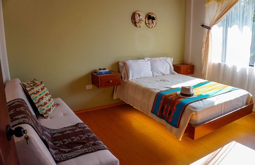 San Pablo del Lago House | Charming 2-bedroom house in Cotacachi with WiFi access