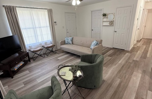 Lake City House | Charming 2-bedroom house with WiFi, AC in fantastic Lake City
