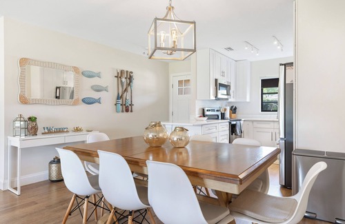Sebastian Highlands House | Charming 2-bedroom house in superb Sebastian with AC, WiFi