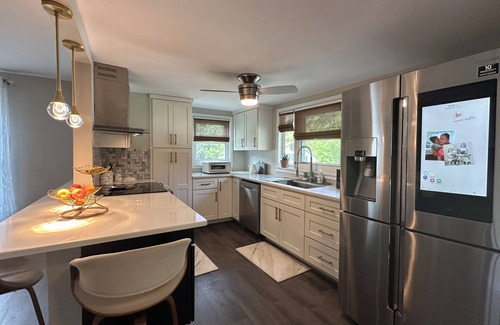 Asheboro House | Charming 2-bedroom house in terrific Asheboro with AC, WiFi