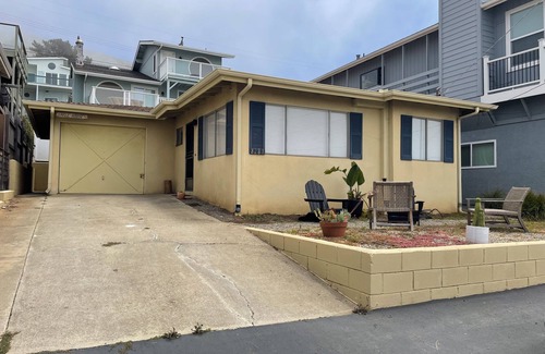 Cayucos House | Charming 2-bedroom house in lovely Cayucos with ocean views