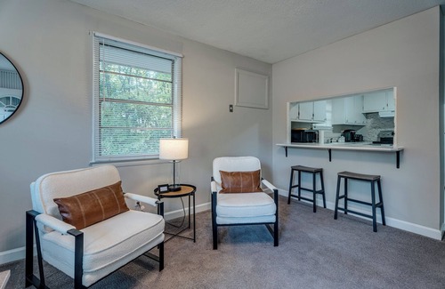 Concord House | Charming 2-bedroom house in downtown Concord
