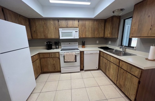 LaBelle House | Charming 2-bedroom house in tranquil LaBelle with WiFi, AC