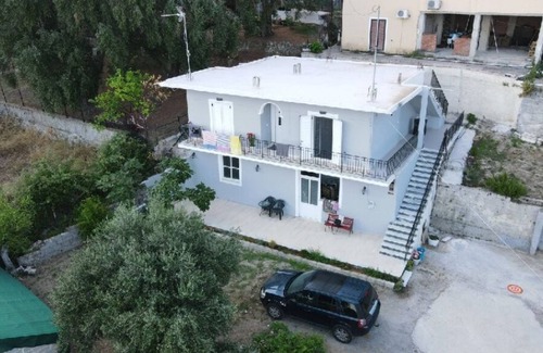 Pentati House | Charming 2-bedroom house with AC, WiFi in amazing Corfunnnnnnn