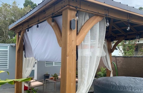 Camuy House | Charming 2-bedroom house with WiFi, AC, jacuzzi in delightful Camuy