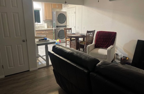 Fallon House | Charming 2-bedroom house with WiFi, AC in peaceful Fallon