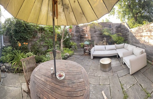 Oakdale House | Charming 2-bedroom house with WiFi, AC in marvelous Hudson