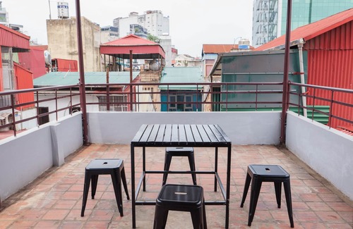 Hoan Kiem House | Charming 2-bedroom house with WiFi, AC in nice Hanoi