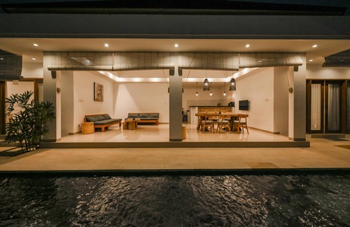 Tabanan House | Charming 2-bedroom house with AC, WiFi in wonderful Bali