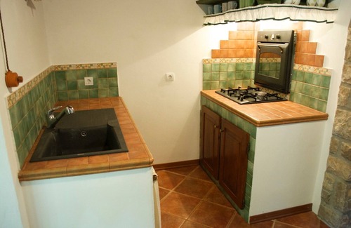 Veli Losinj Apartment | Charming 2-Bedroom Apartment for 4 Guests