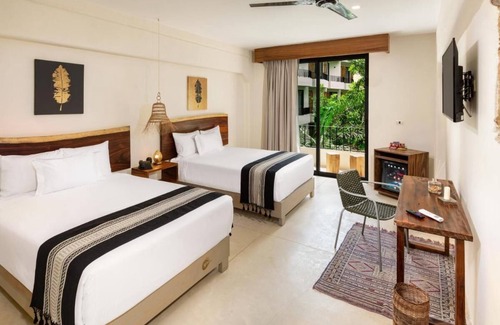 Tulum City Center Hotel | Charming 2-bedroom in amazing Tulum with AC, WiFi