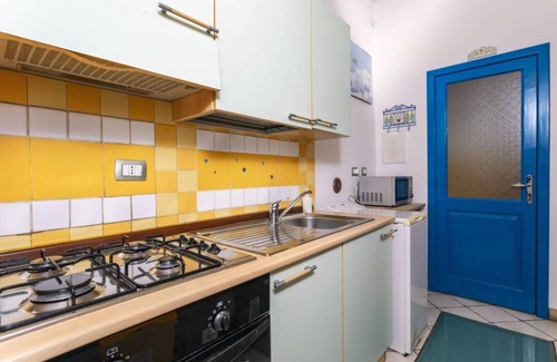 Roccalumera House | Charming 2-bedroom house in fabulous Roccalumera with AC