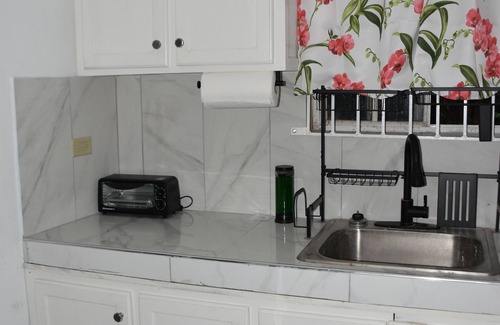 Port Antonio House | Charming 2-bedroom house with AC, WiFi in enchanting Port Antonio, Portland