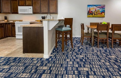 Midway Resort | Charming 2-bedroom resort in lovely Midway with gym, indoor pool and more.