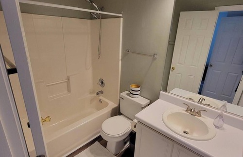 Harbison House | Charming 2-bedroom townhome close to Prisma Parkridge and State Forest