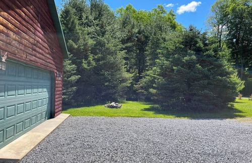 Antes Fort Cabin | Charming 2-bedroom cabin in lovely Jersey Shore with AC