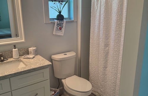 Placid Lakes House | Charming 2-bedroom house with WiFi, AC in fabulous Lake Placid