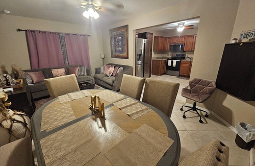 Harris House | Charming 2-bedroom/1Ba house with WiFi, AC, Laundry - - Non Smoking