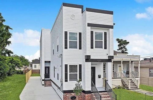 Fillmore House | Charming 2-Bedroom Getaway in Gentilly, New Orleans
