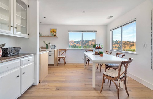 Paso Robles House | Charming 2-bedroom Home in the Heart of Wine Country
