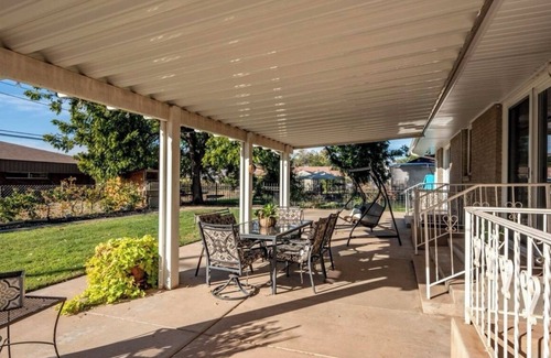 Santa Clara Apartment | Charming 2-bedroom apartment in awesome Santa Clara with AC