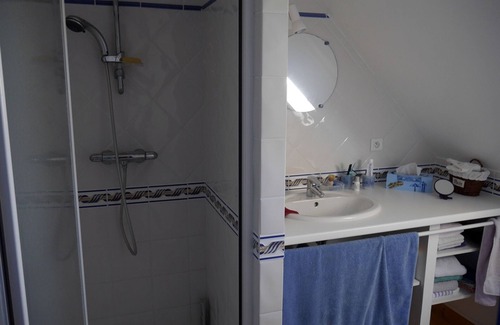 Sauzon House | "Charming 2-BR Home with Garden, Close to Beach & Shops in Peaceful Sauzon"