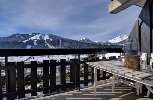 Morzine Apartment | Charming 2-room apartment with pool and parking, close to slopes in Morzine
