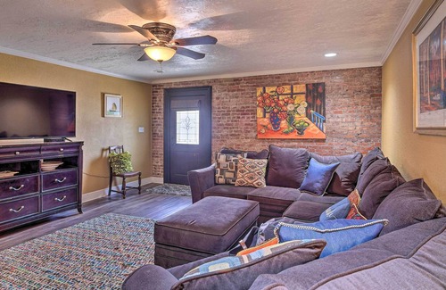 Welsh Apartment | Charming 2-Story Apt - 26 Mi to Lake Charles!
