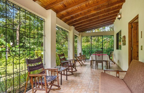 Junquillal Villa | Charming 2BDR beach house