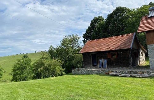Carasova Cottage | Charming 2Bed Cottage in Carasova, Banat Mountains