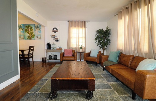 Westminster House | Charming 2bedroom house in welcome Westminster. Few mile to Beach and Disneyland