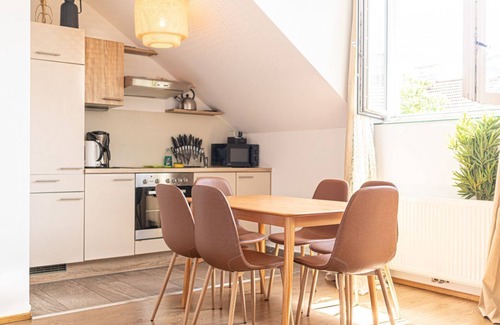 Vienna Apartment | Charming 2BR+1LR Apt. Modern Design @Donaustadt