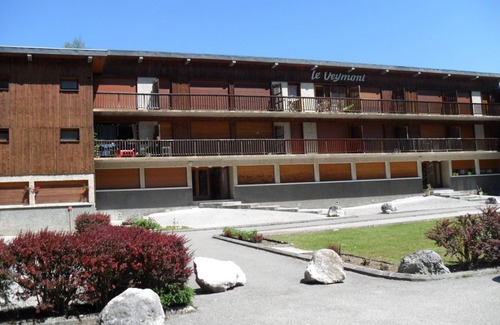 Villard-de-Lans Apartment | Charming 2BR Apartment near Villard de Lans Center, 3km from Ski Slopes