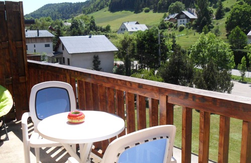 Villard-de-Lans Apartment | Charming 2BR Apartment near Villard de Lans Center, 3km from Ski Slopes