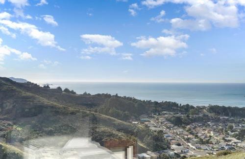 Pacifica Apartment | Charming 2BR Coastal Getaway in Pacifica