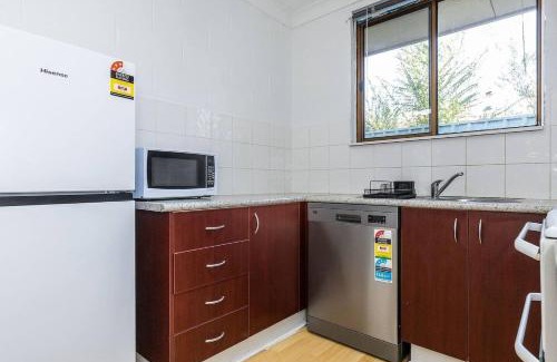 South Albury Apartment | *Charming 2BR Retreat in Heart of Southern Bliss