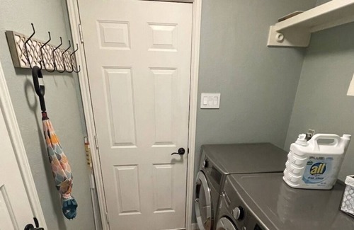 Lubbock House | Charming 3/2 House by Texas Tech, LCU, Shopping