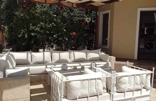 Kalkan House | Charming 3/4 bedroomed Villa with private pool and stunning rooftop terrace