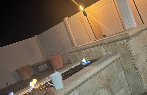 Desert Hot Springs House | Charming 3-bedrm house 2 1/2 bath 2 car garage in Desert gated community.