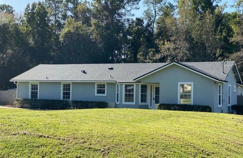 Green Cove Springs House | Charming 3-bedroom house with AC and WiFi in Green Cove Springs