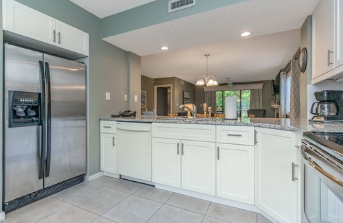 Arcadian Shores Villa | Charming 3 bdrm, nestled among the trees-15C WHP