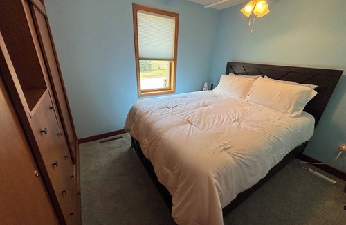 Red Cloud Other | Charming 3-bed, 2-bath ranch house in the serene countryside near Red Cloud.