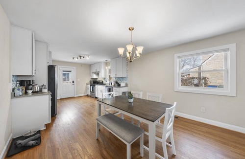 Downtown House | Charming 3-Bed Bungalow with Fenced-in Yard