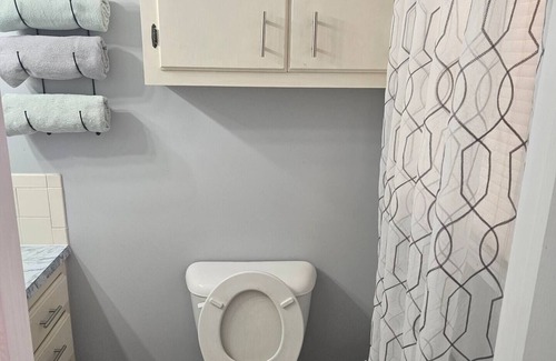 Elizabeth City House | Charming 3-bedroom house with AC and WiFi near Downtown Elizabeth City