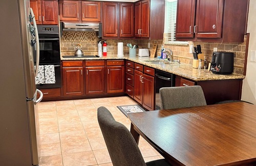 Farmers Branch House | Charming 3-bedroom house with a Pool vibe, and Parks in enjoyable Farmers Branch