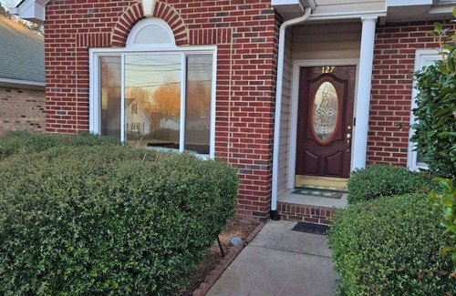 South Salisbury House | Charming 3-bedroom house with AC in Granite Quarry