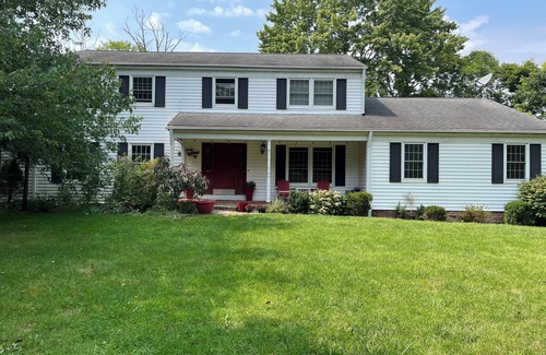 Moreland Hills House | Charming 3-bedroom house in wonderful Moreland Hills with a shared pond & trail